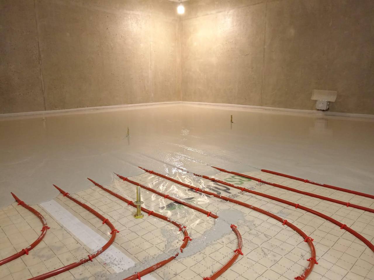 Coulage chape sur plancher chauffant - isolant Top'Isol